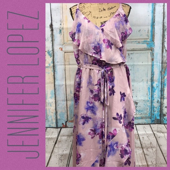 Jennifer Lopez Dresses & Skirts - ➕ Maxi Floral Print Dress